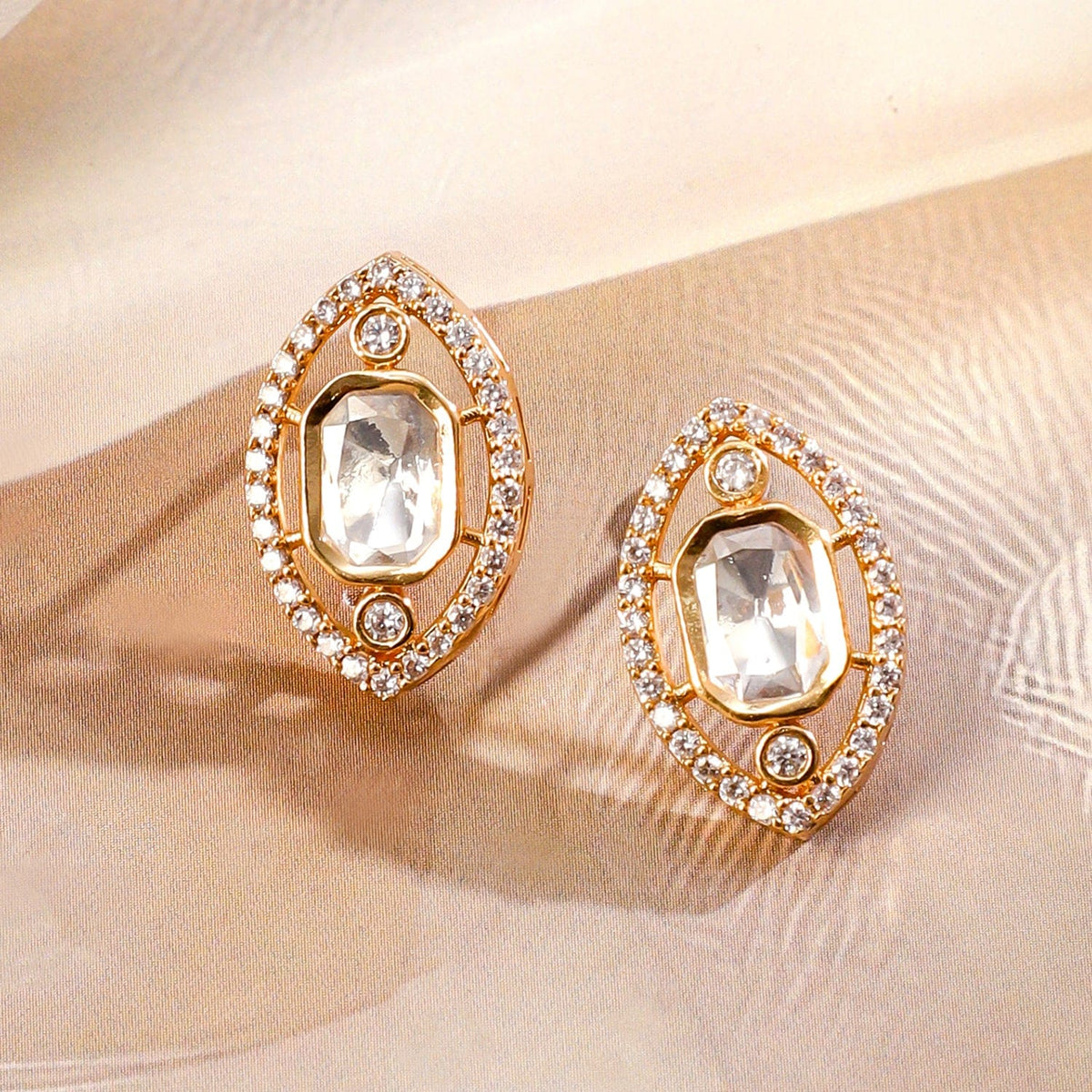 Poem in Pearl Kundan Necklace Set フリーサイズ