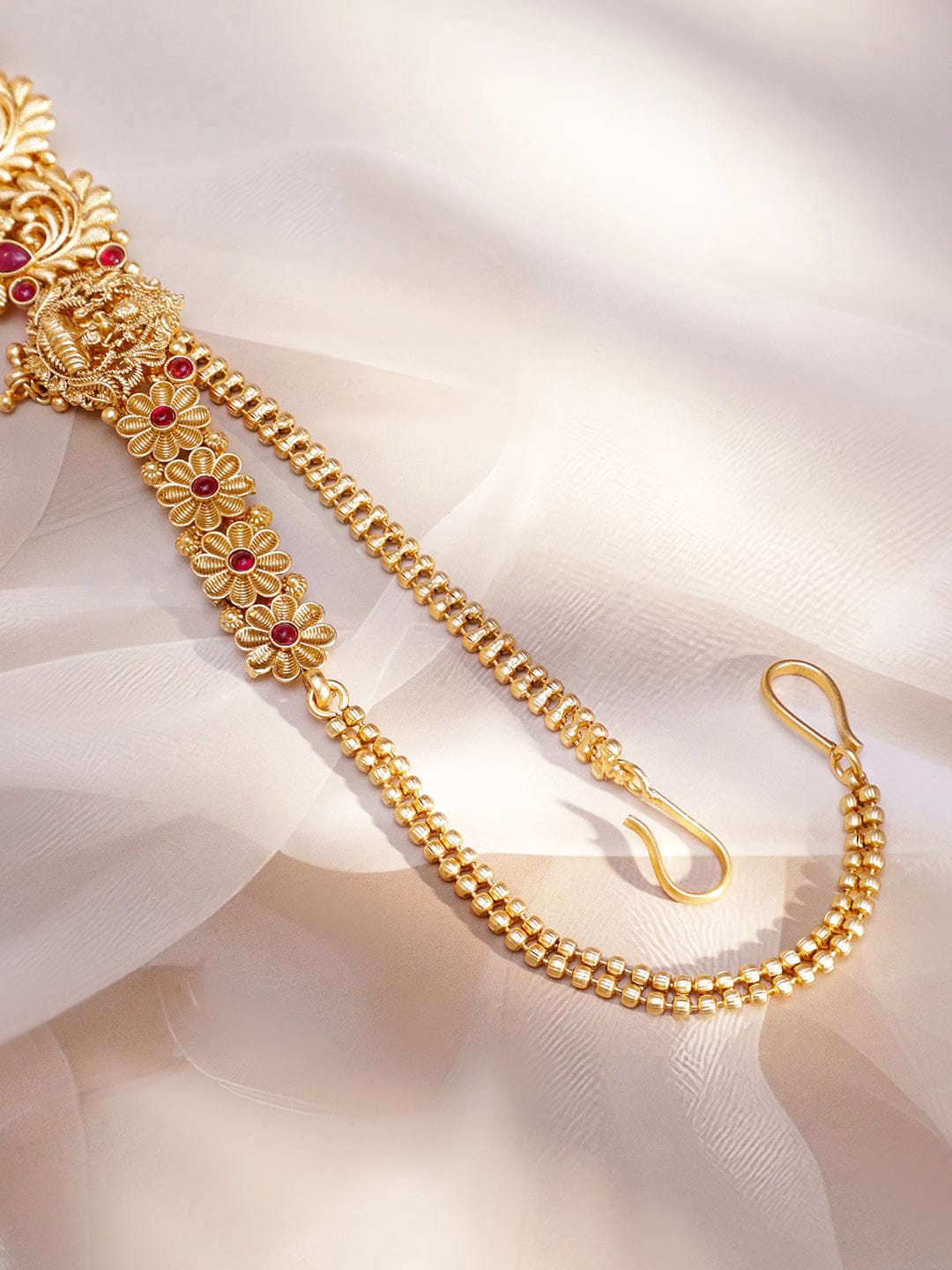 Rubans 22K Gold-Plated Ruby Red Stone Studded Divine Lakshmi Motif Temple Waist Chain Kamarbandh with Pearl Drops フリーサイズ