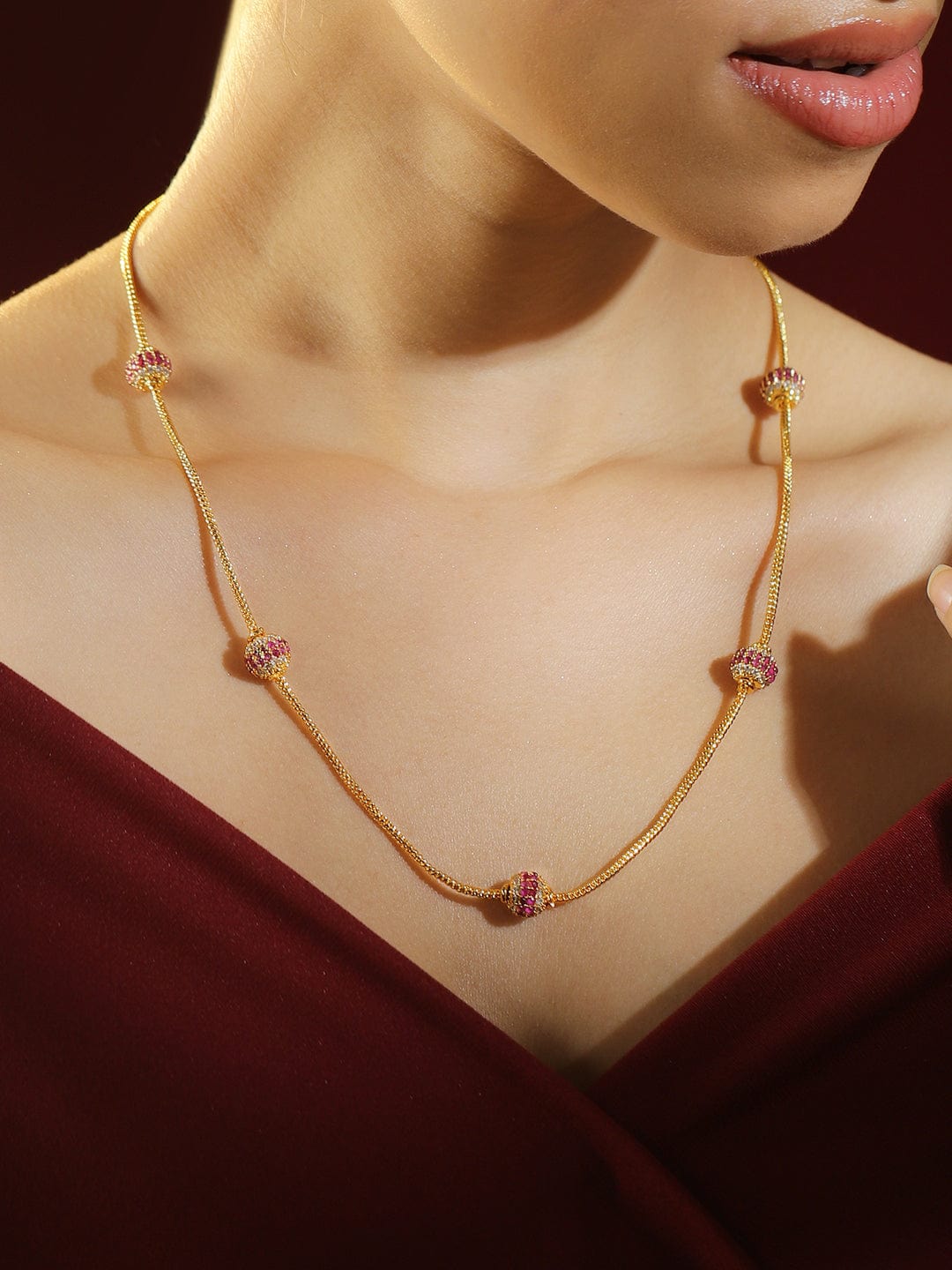 Splendid Pink Beads Necklace Chain Pink
