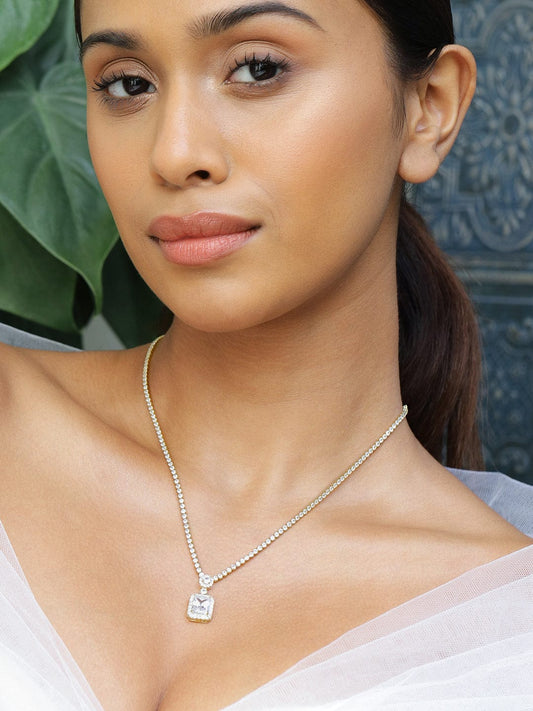 Radiant Diva American Diamond Zirconia Studded Necklace フリーサイズ