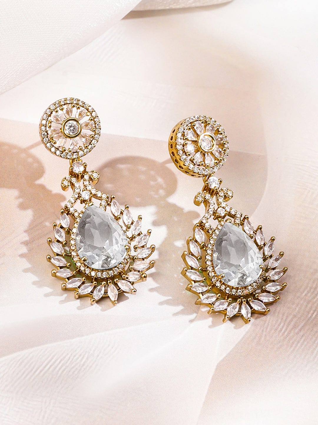 American Diamond Zirconia Teardrop Necklace Set フリーサイズ