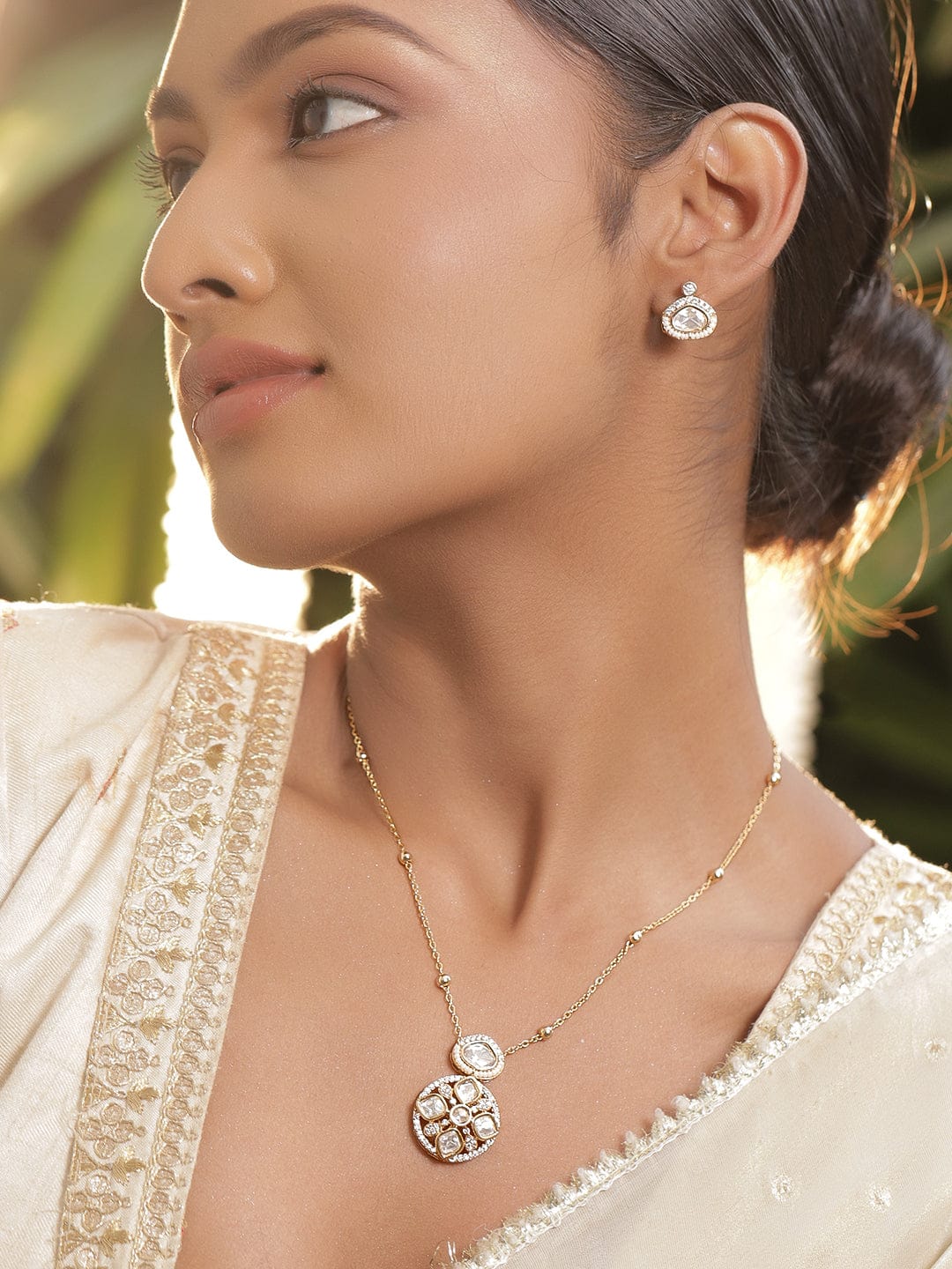 Shimmer of Stillness Kundan Pendant Set フリーサイズ