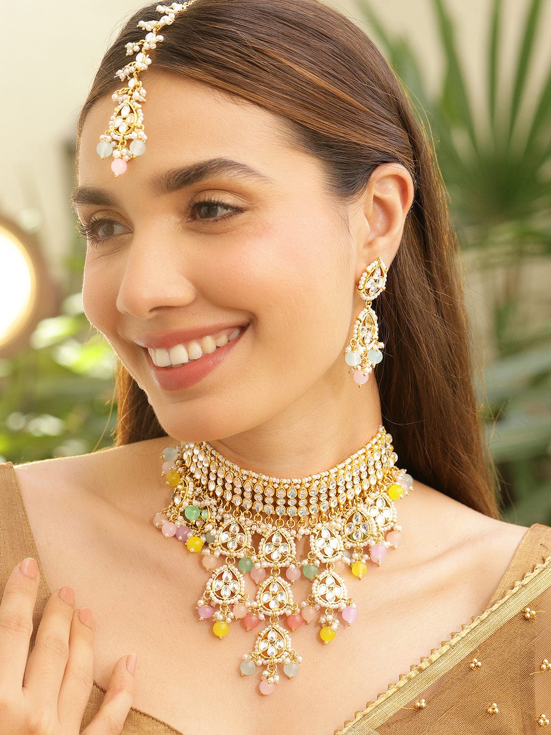 Multicolour Hue Kundan Choker Set Multicolor