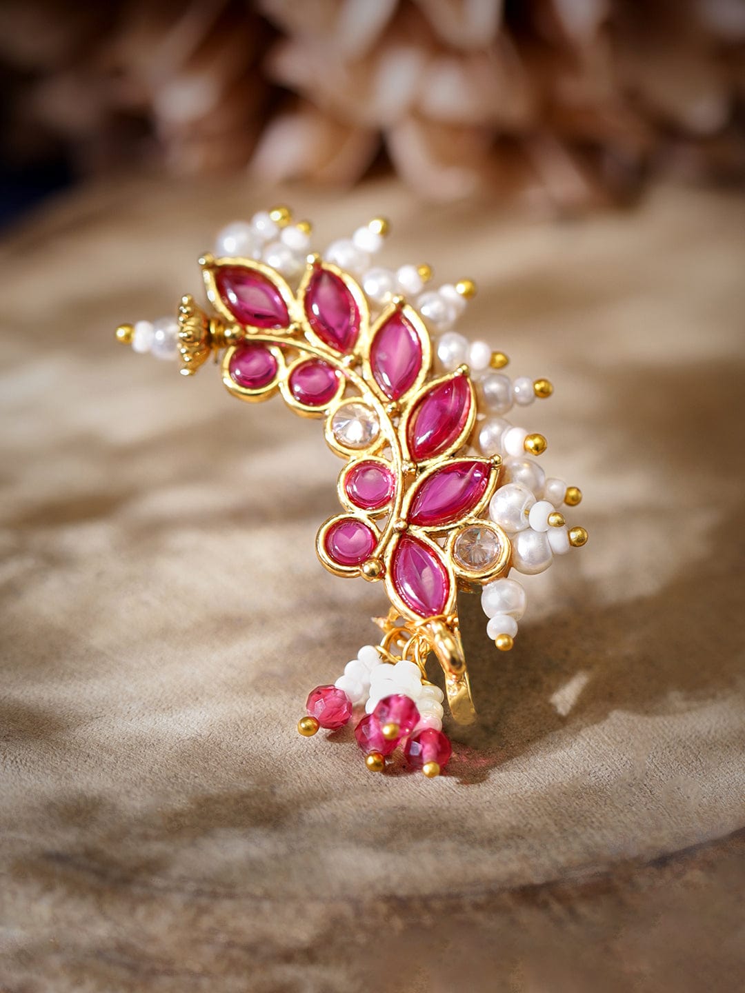Leaf Pattern Pink Nosepin Gold