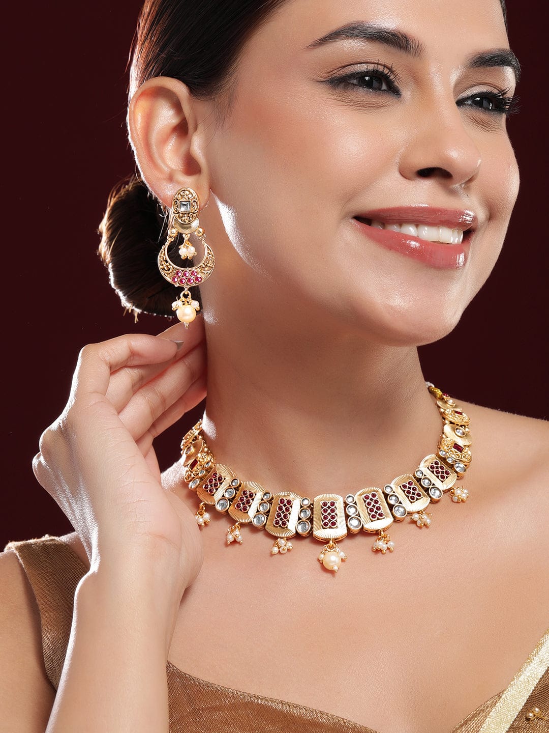 Rectangle Motif Pearl Golden Necklace Set Gold