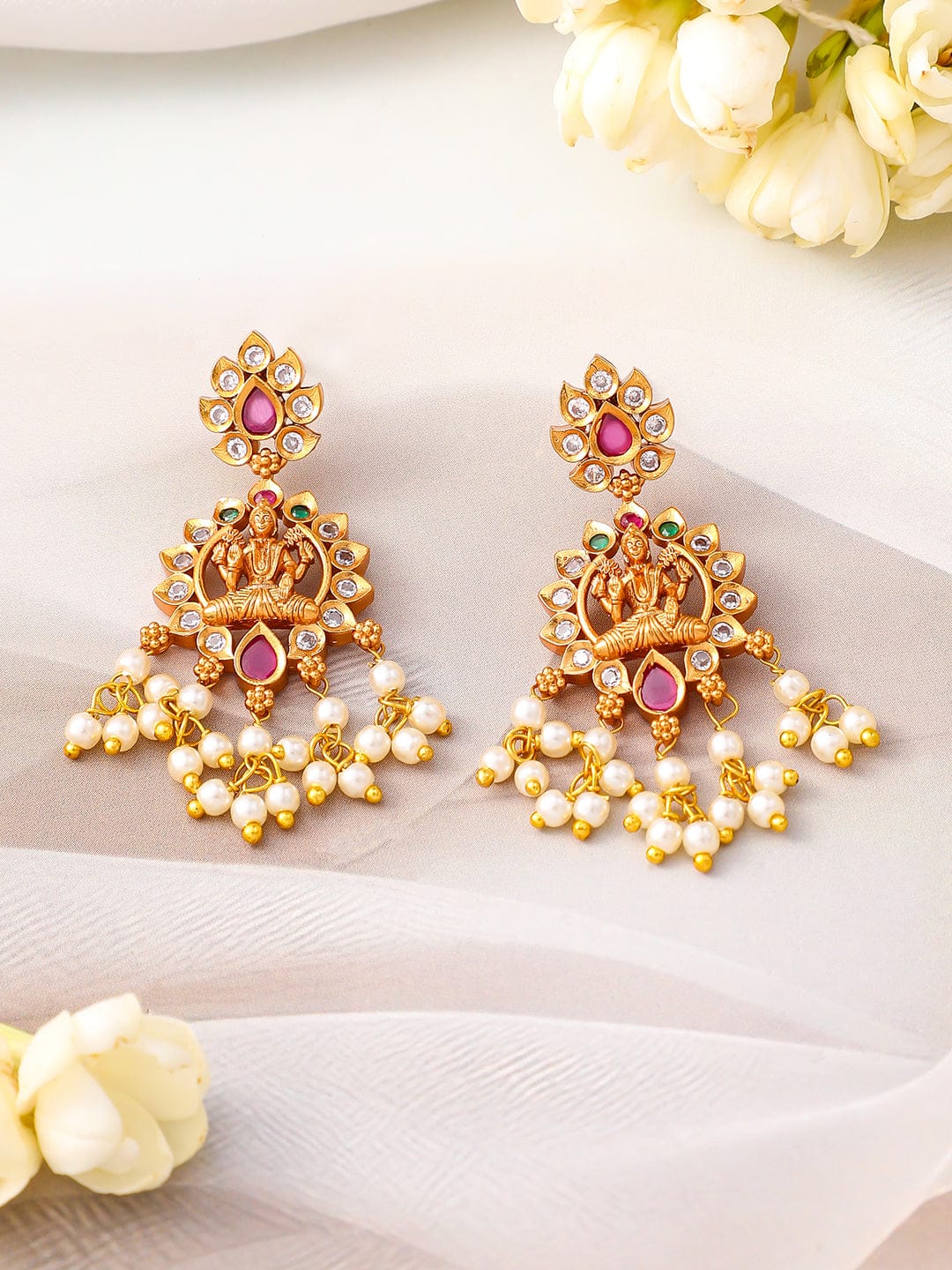 Laxmi Motif Necklace Set with Pearl Detailing Gold