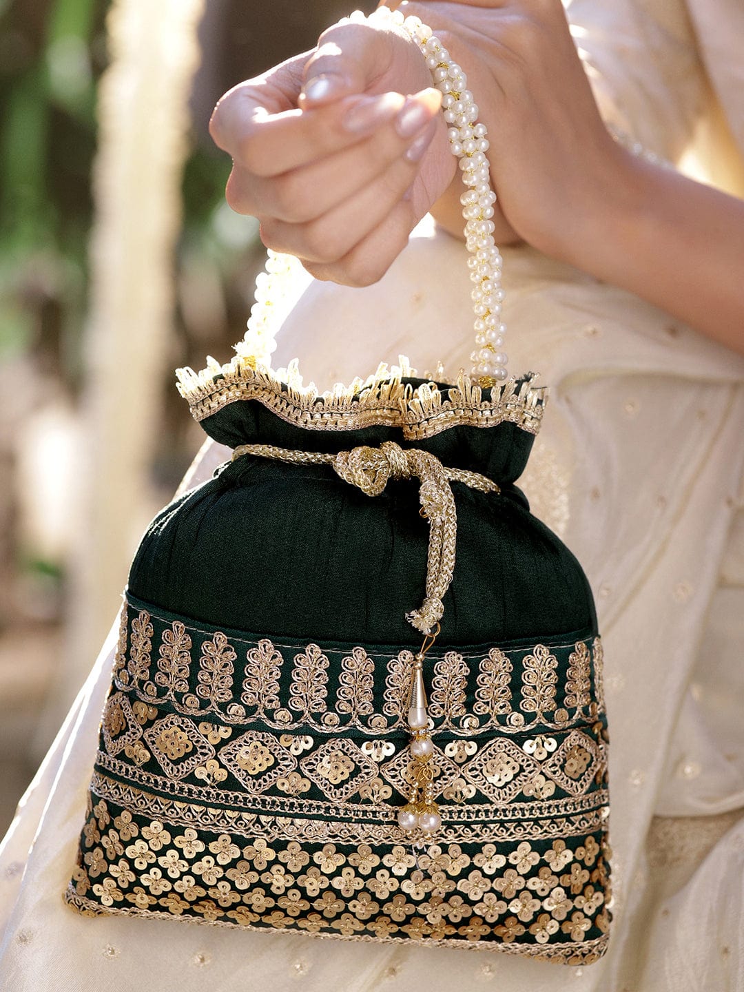 Rubans Dark Green & Gold Embroidered Potli Bag with Pearl Handle & Beaded Tassel Detailing フリーサイズ