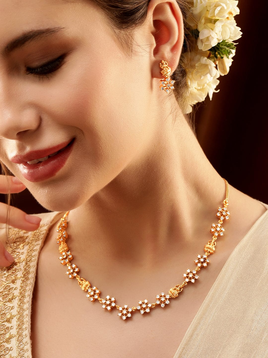 Cubic Zircon Temple Necklace Set Gold