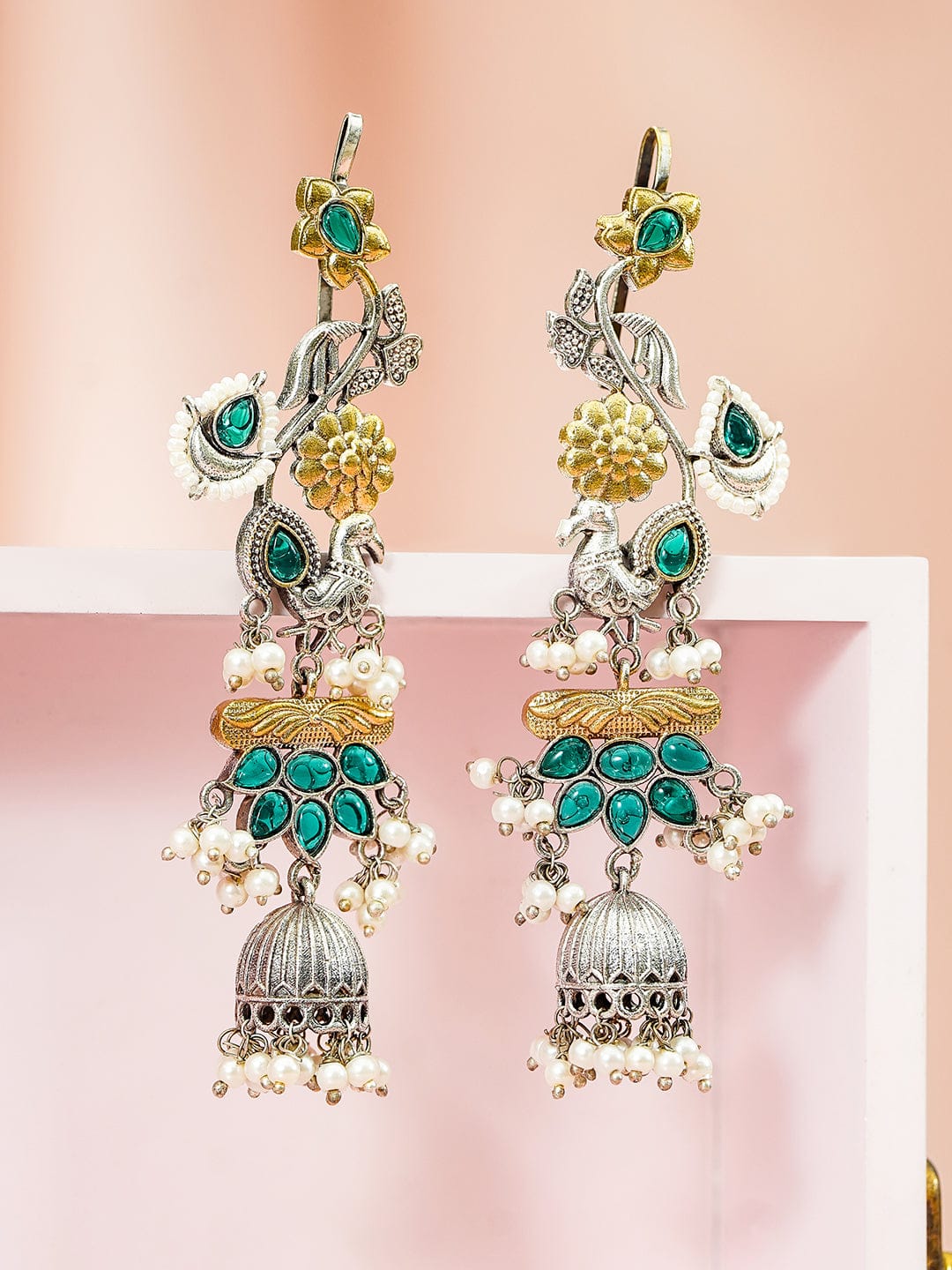 Peacock Motif Green Pearls Two-Toned Jhumkas フリーサイズ