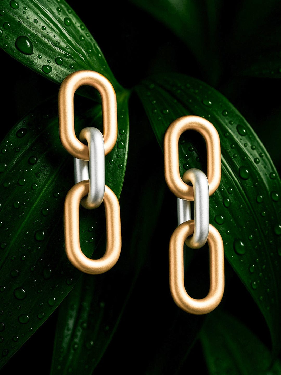 【Rubans】 Gold Toned Inter Linked Classic Drop Earrings｜ゴールドトーン インターリンク クラシック ドロップイヤリング