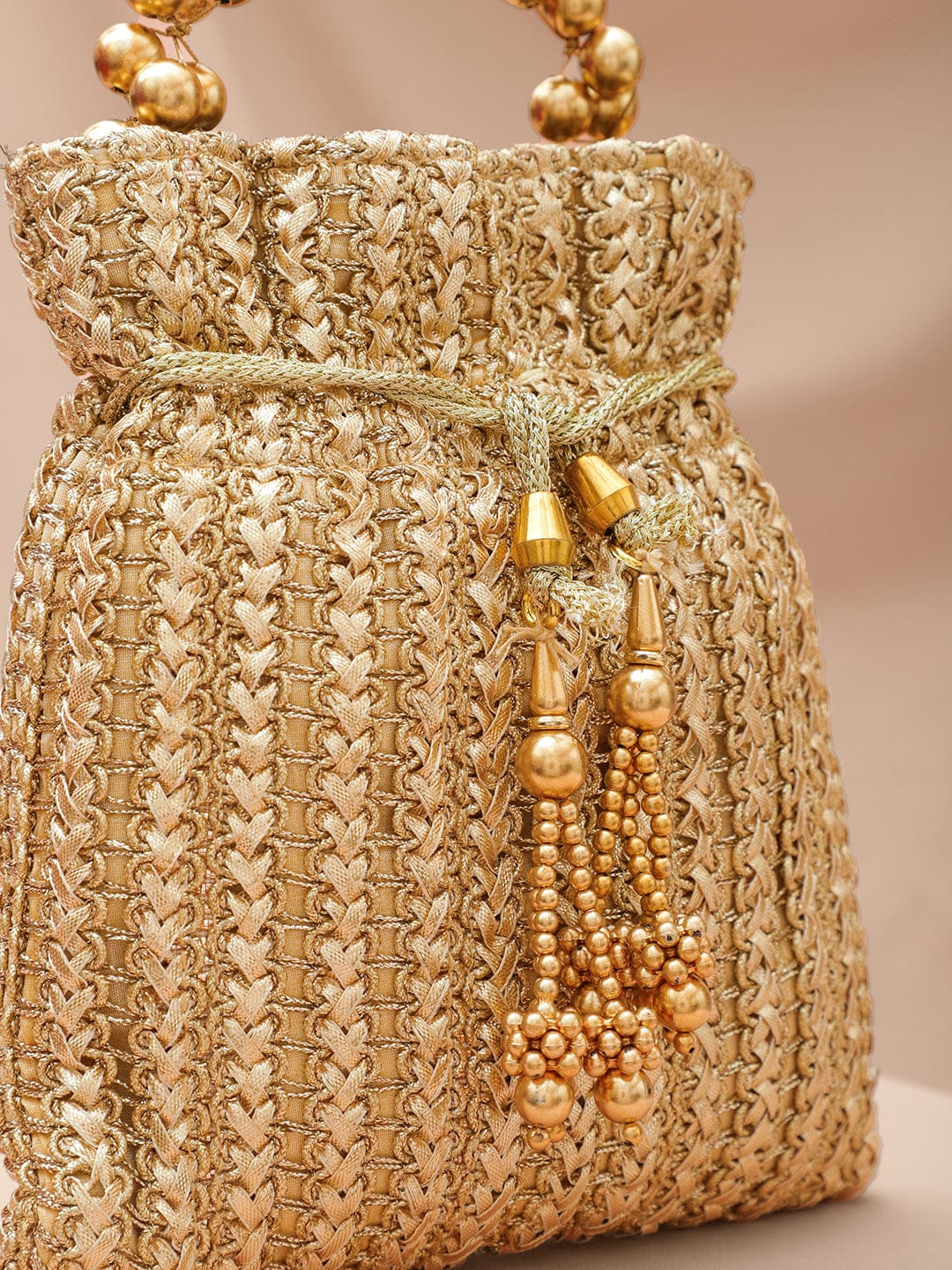 Rubans Gold-Toned Woven Metallic Potli Bag with Golden Bead Handle & Tassel Detailing フリーサイズ