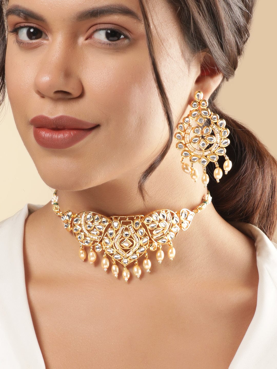 Rani’s Reflection in Ivory Light Necklace Set White