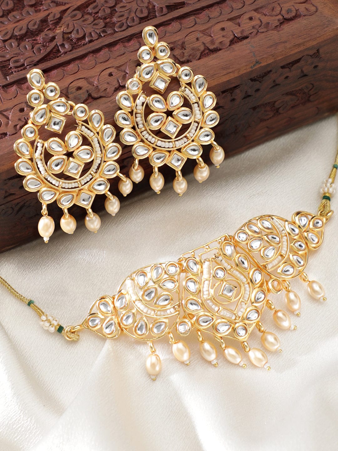 Rani’s Reflection in Ivory Light Necklace Set White