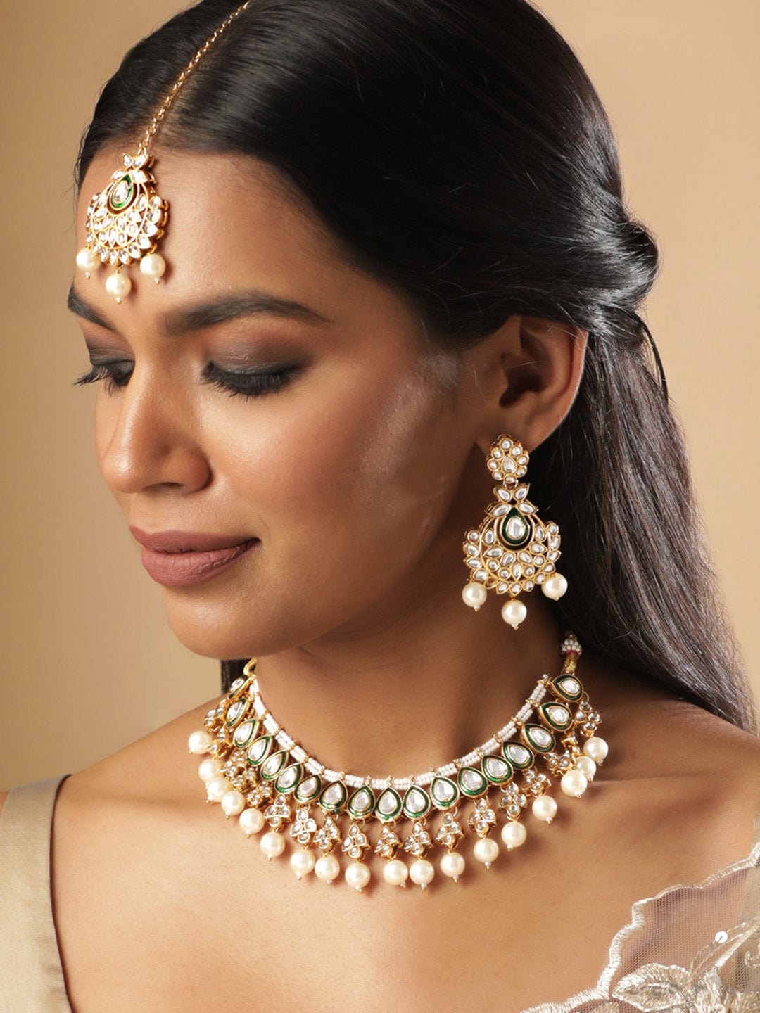 Kundan Festive Glow Necklace Set Gold