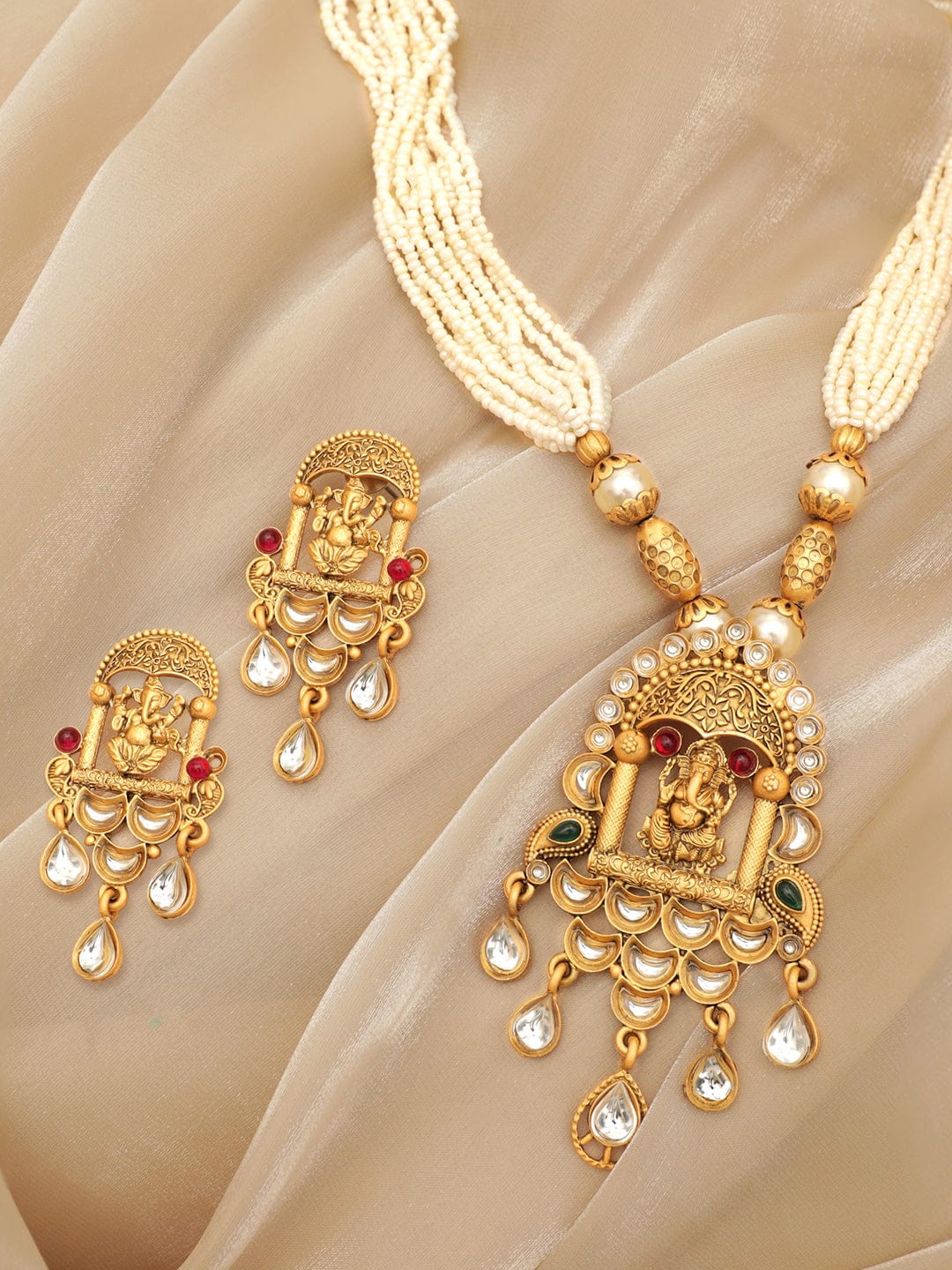 Lord Ganeha Beautiful Temple Necklace Set Gold