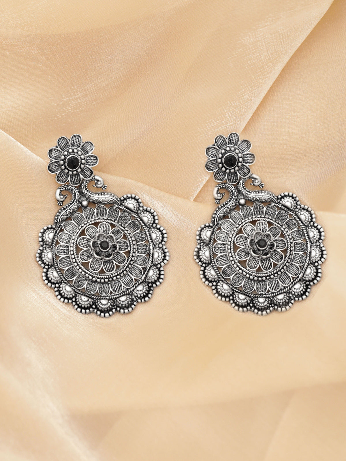 【Rubans】 Oxidised Chandelier Earrings｜オキシダイズド シャンデリア イヤリング