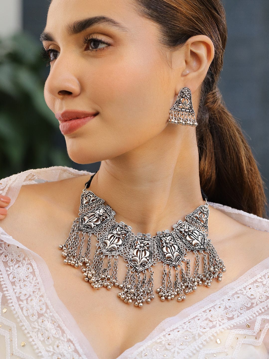 Oxidized Floral Motif Silver Necklace Set フリーサイズ