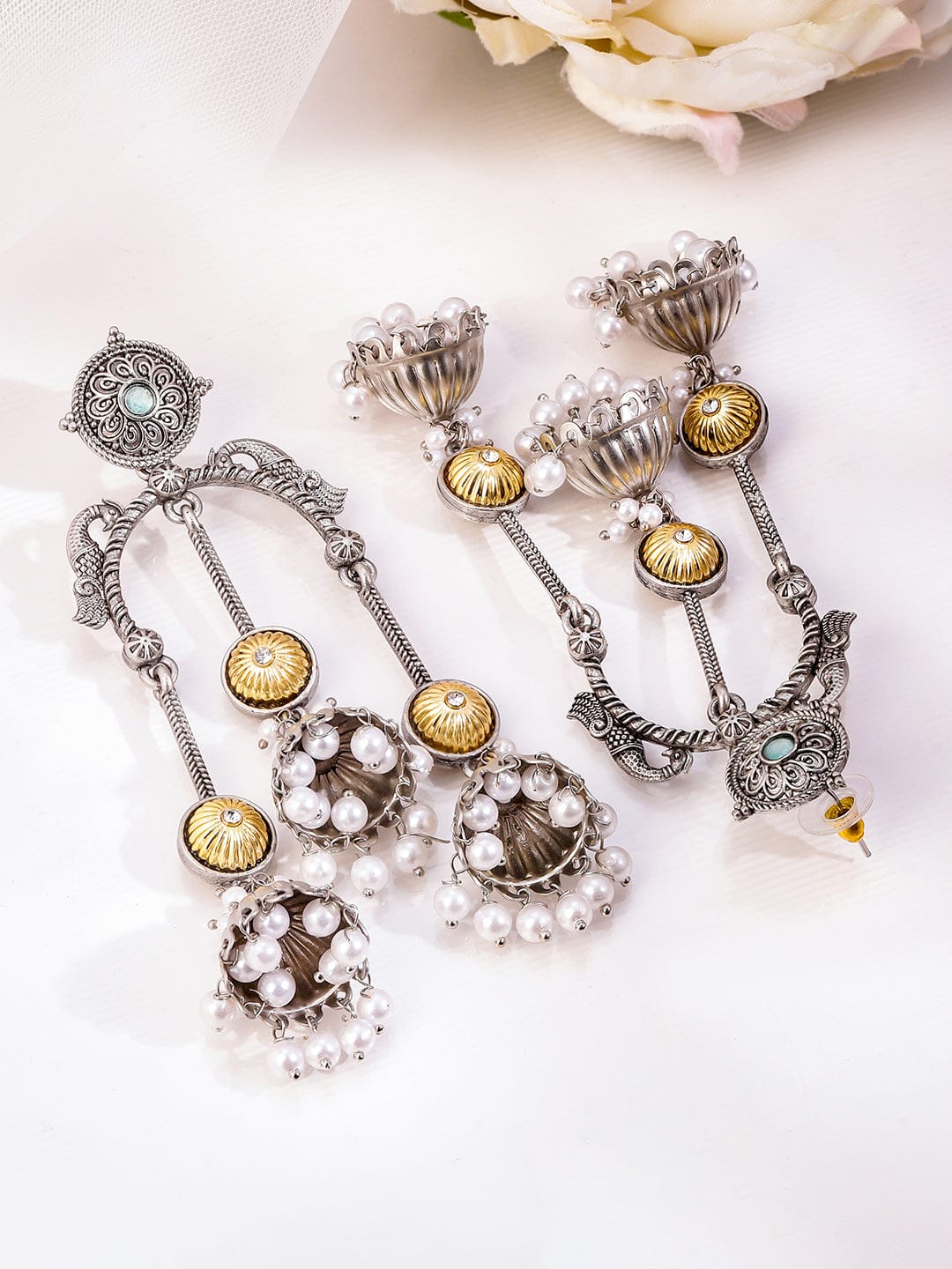 Festive Pearl Cascades Silver Long Jhumkas フリーサイズ