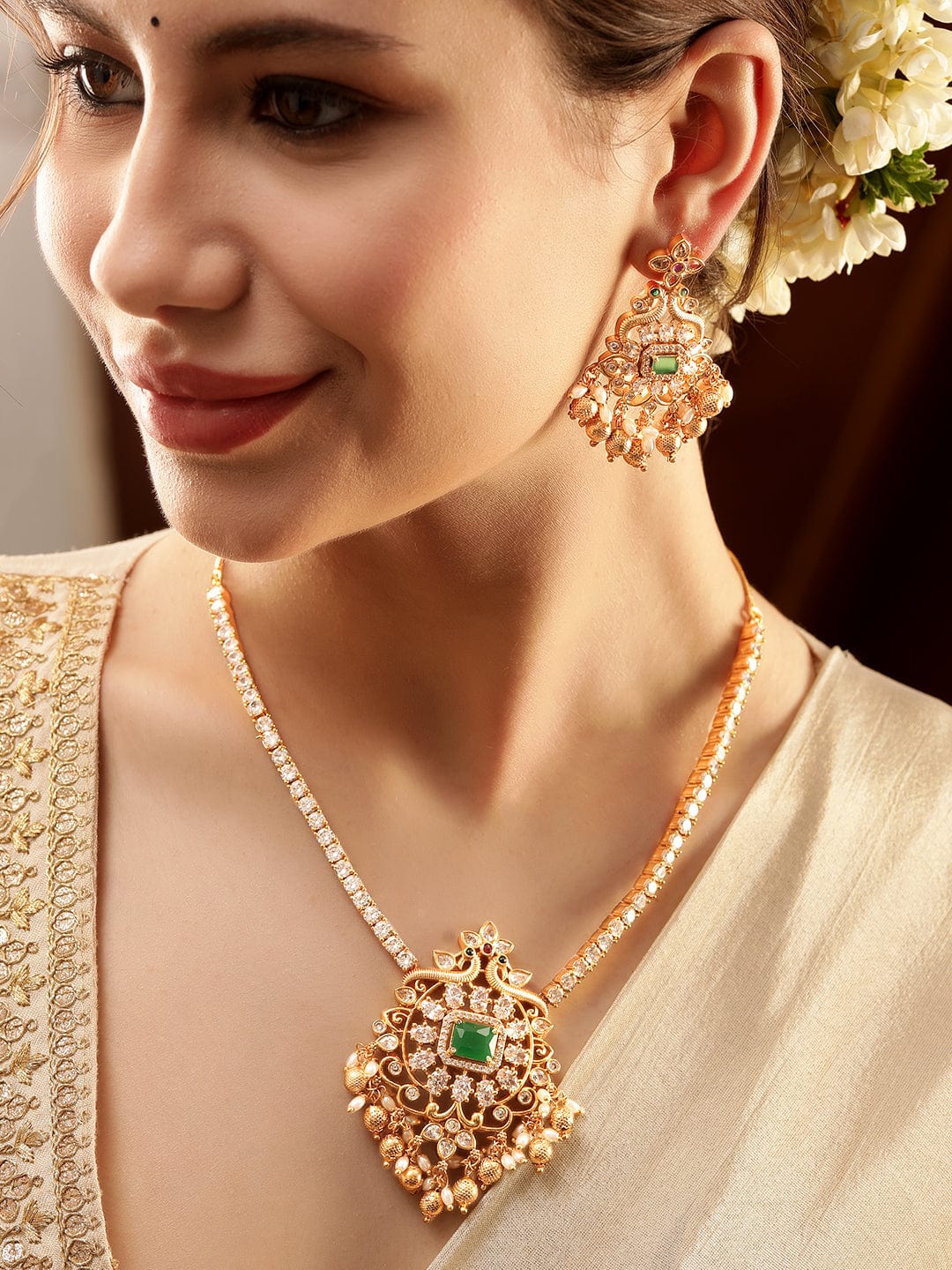 White Clustered Gold Beads Necklace Set Gold