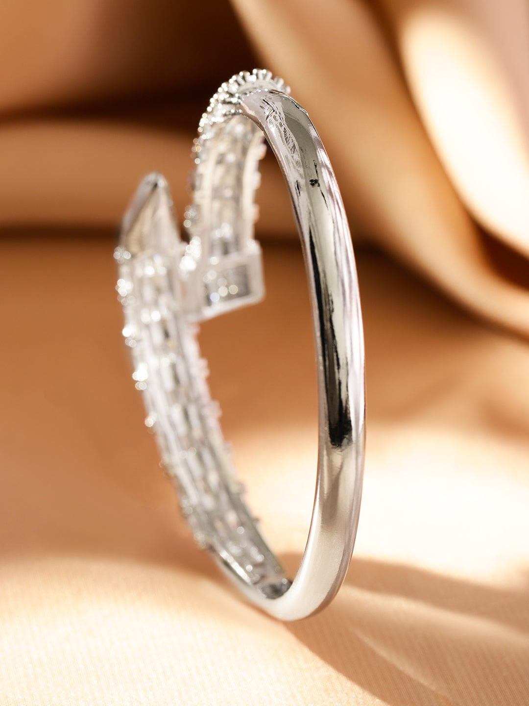 Rubans Rhodium-Plated Baguette-Cut Cubic Zirconia Openable Serphant Bracelet Silver