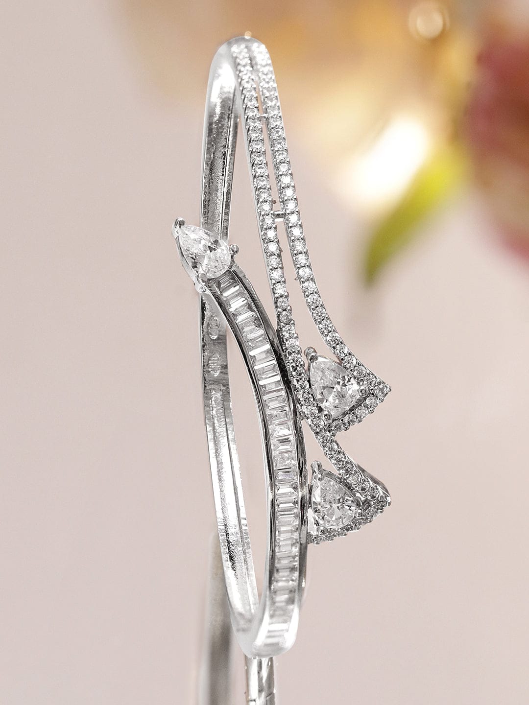 American Diamond Zirconia Silver Toned Bracelet フリーサイズ