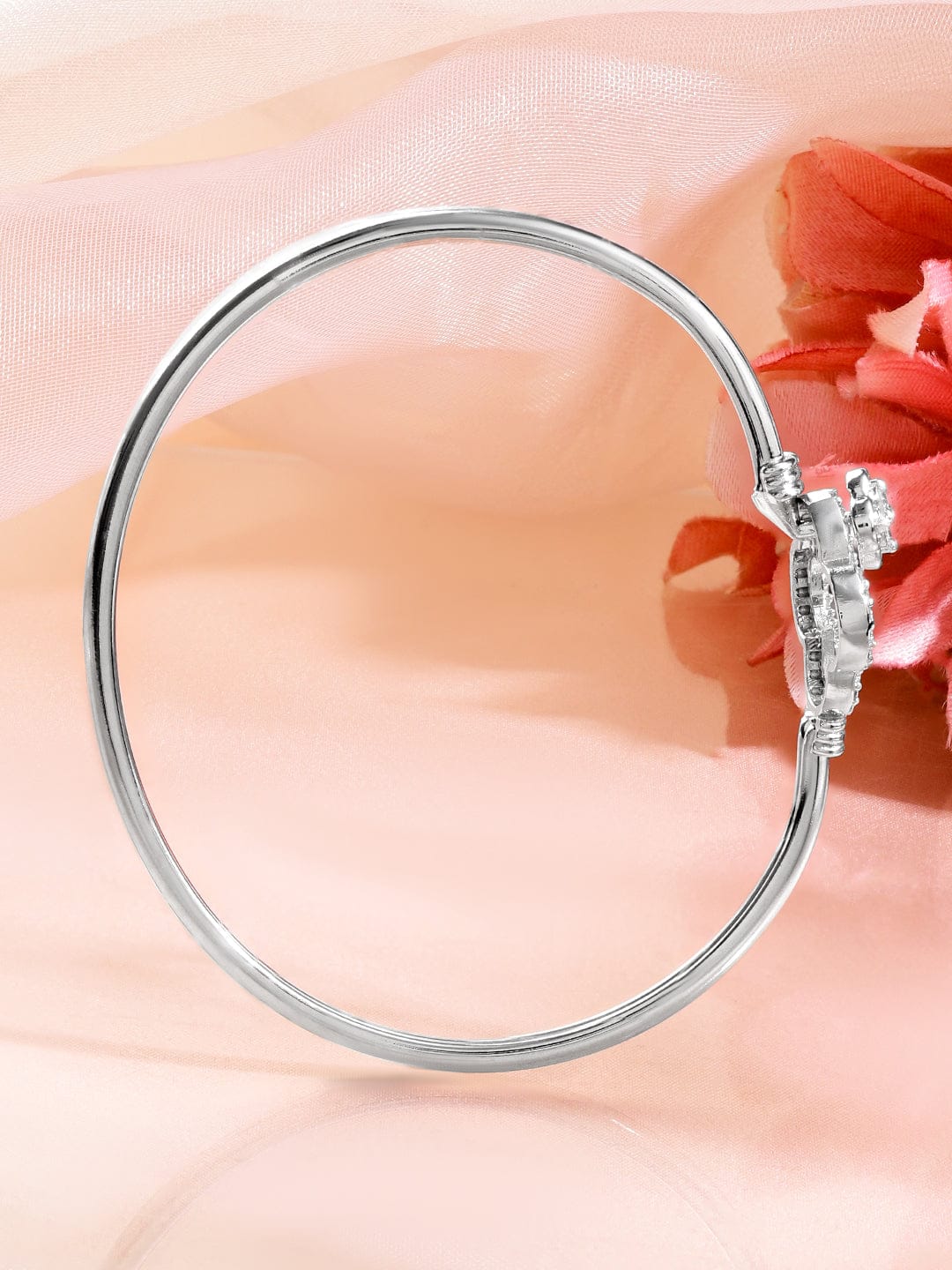 Rubans Rhodium-Plated Crystal Zirconia Studded Clover Motif Sleek Bracelet Silver