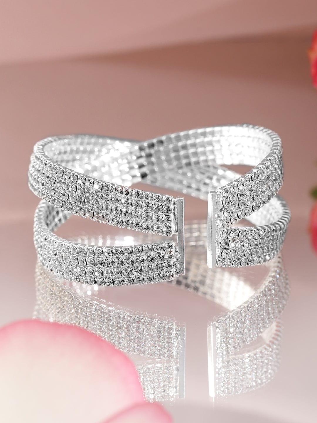 【Rubans】 Rhodium-Plated Crystals Stone Studded Cuff Bracelet｜ロジウムメッキ クリスタルストーン カフブレスレット｜シルバー