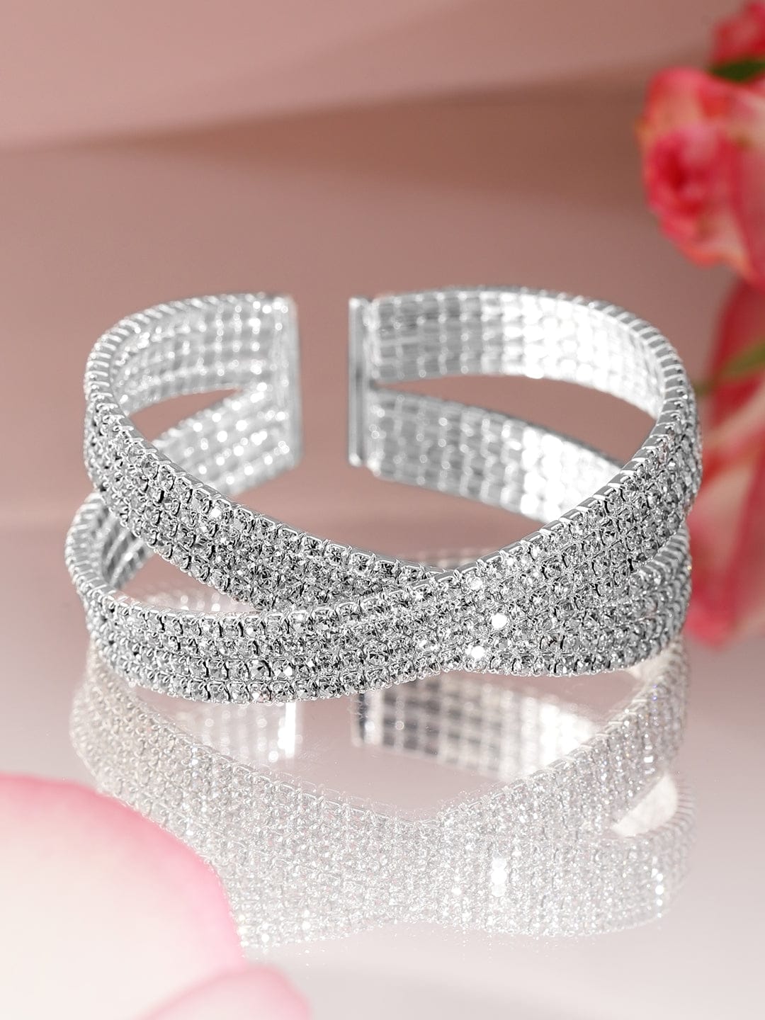 【Rubans】 Rhodium-Plated Crystals Stone Studded Cuff Bracelet｜ロジウムメッキ クリスタルストーン カフブレスレット｜シルバー