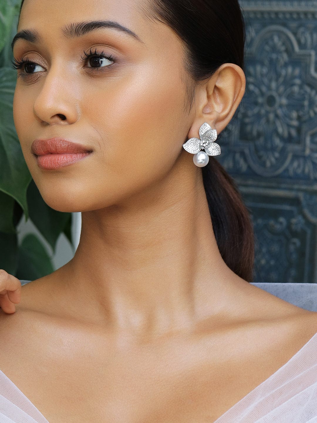 Leaf Motif Peal Drop Silver Stud Earrings Silver