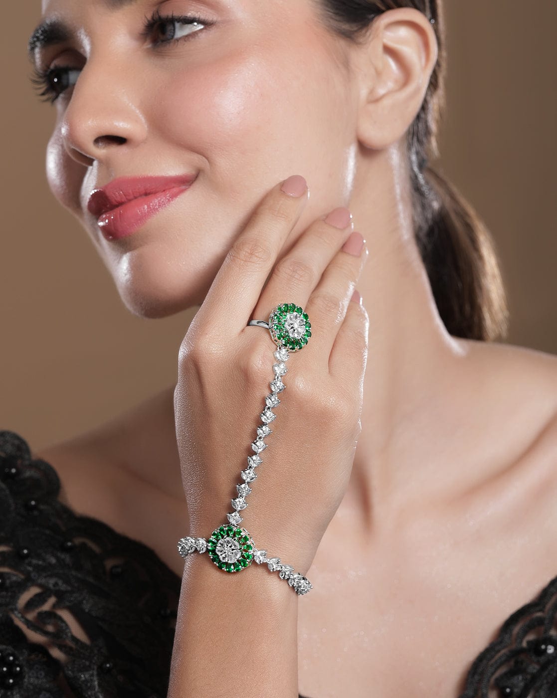 Rubans Rhodium-Plated Emerald & Cubic Zirconia Hand Harness Ring Bracelet Silver
