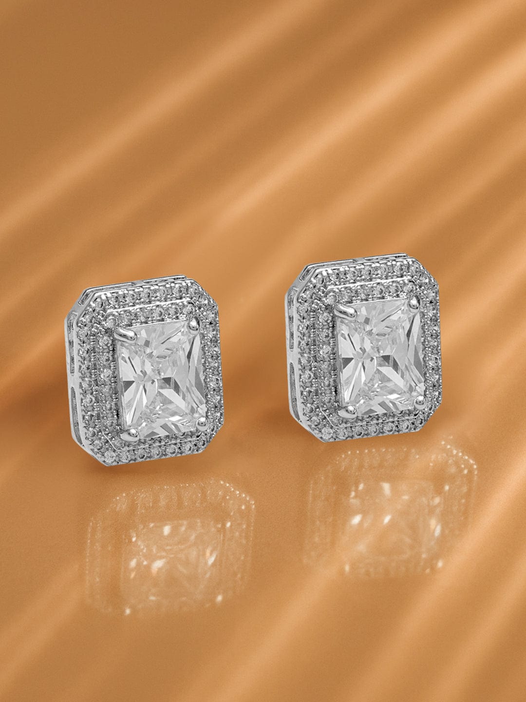 【Rubans】 Minimal Luxe Crystal American Diamond Zirconia Studs｜ミニマル リュクス クリスタル アメリカンダイヤモンド ジルコニア エメラルドカット スタッドイヤリング