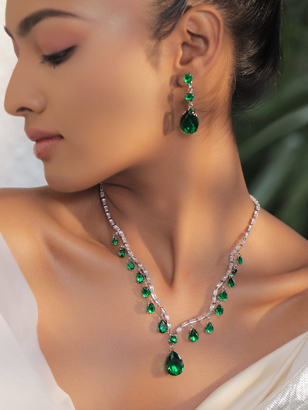 Emerald Drops Necklace Set フリーサイズ