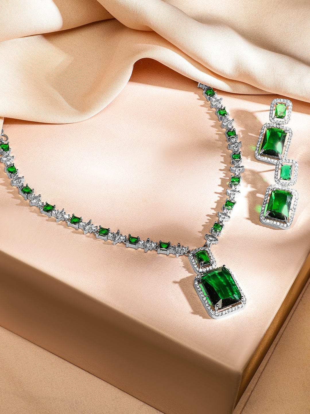 American Diamond Zirconia Emerald Necklace Set フリーサイズ