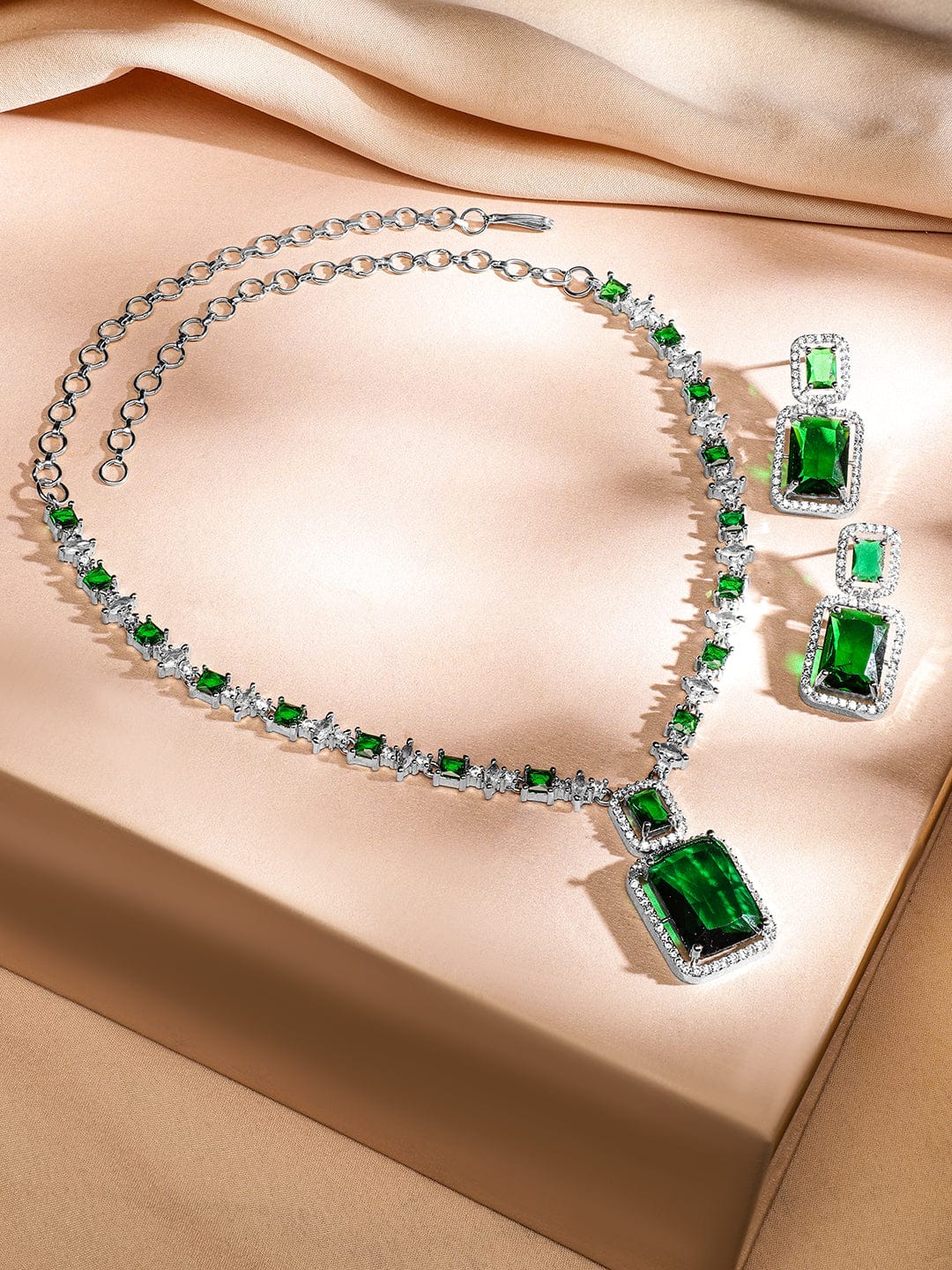 American Diamond Zirconia Emerald Necklace Set フリーサイズ