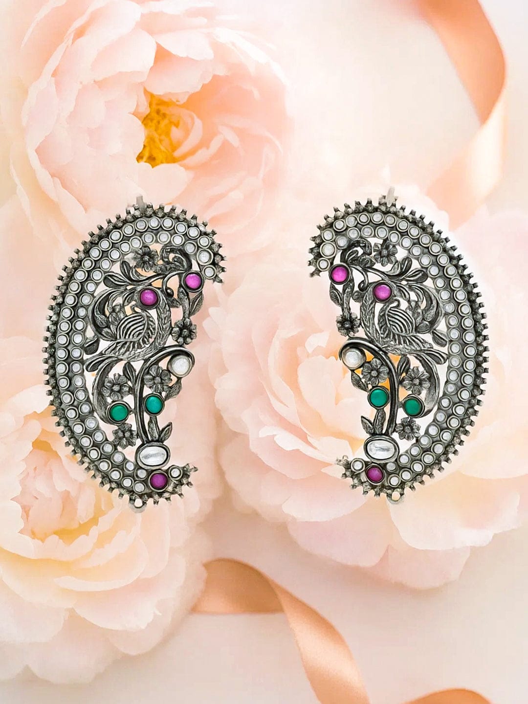 Peacock Motif Oxidised Ear Cuffs フリーサイズ