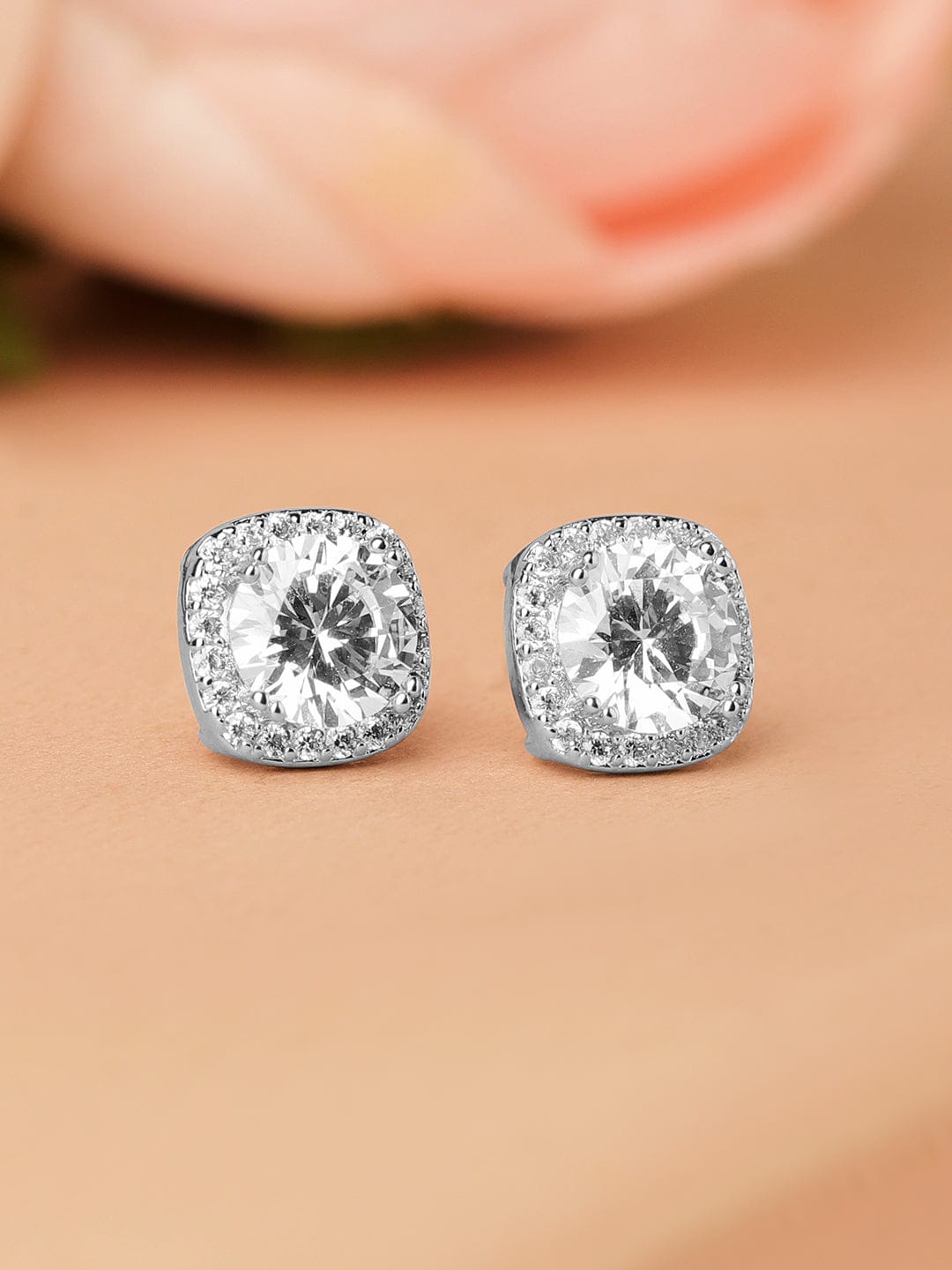 【Rubans】 Timeless Sparkle Classic Stud Earrings｜ロジウムメッキ ラウンド キュービックジルコニア クラシック スタッドイヤリング