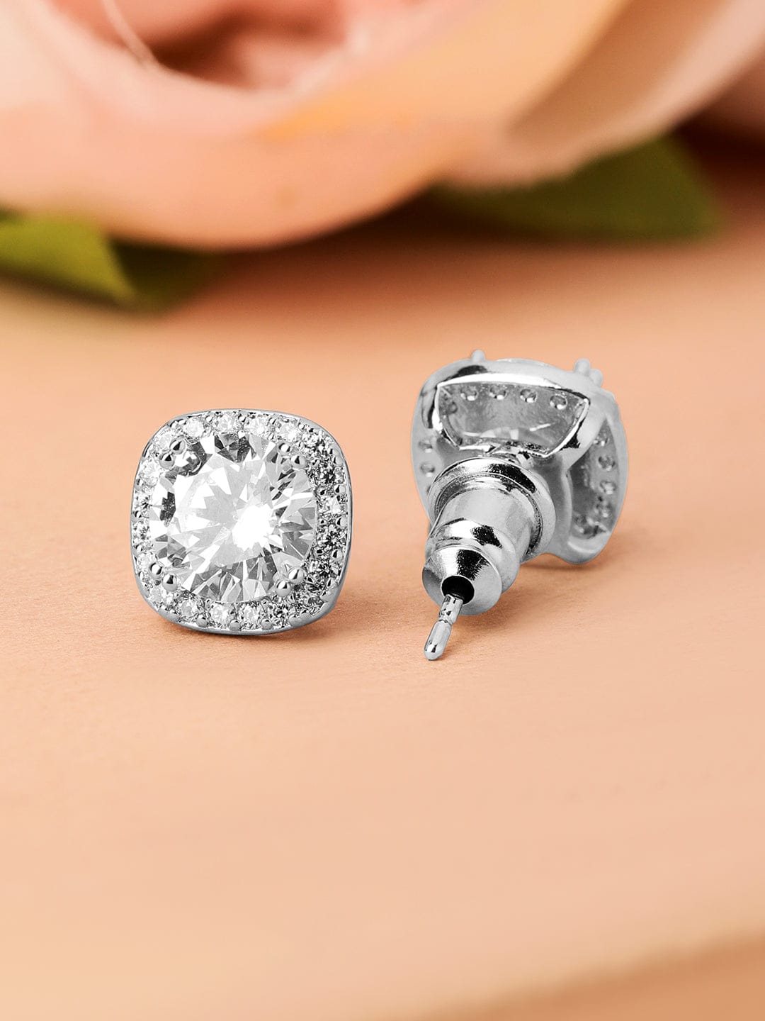 【Rubans】 Timeless Sparkle Classic Stud Earrings｜ロジウムメッキ ラウンド キュービックジルコニア クラシック スタッドイヤリング