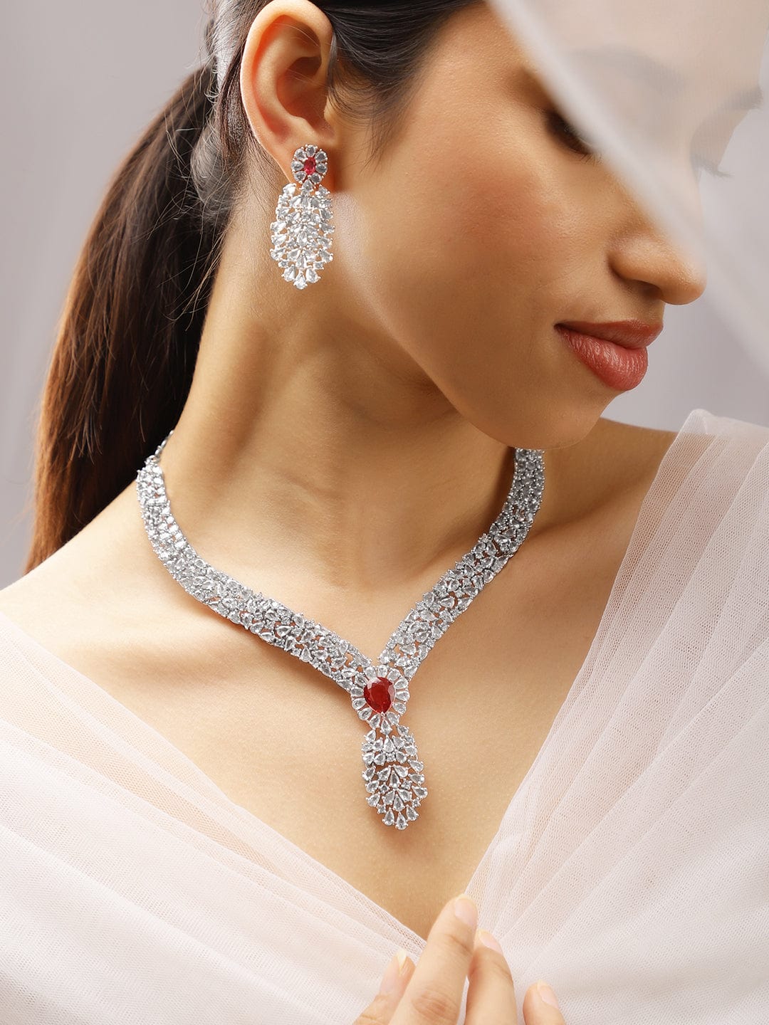 Leaf Design Crystal Necklace Set Red