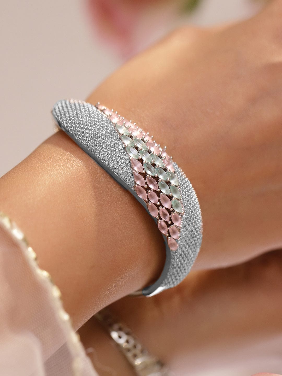 Pink & Green Studded American Diamond Silver Bracelet フリーサイズ