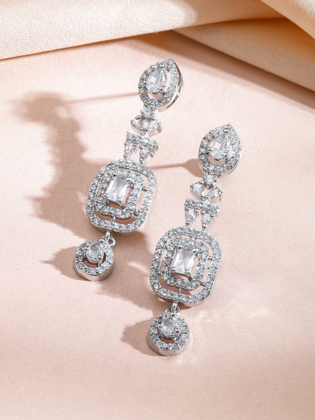 White American Diamond Zirconia Studded Necklace Set フリーサイズ
