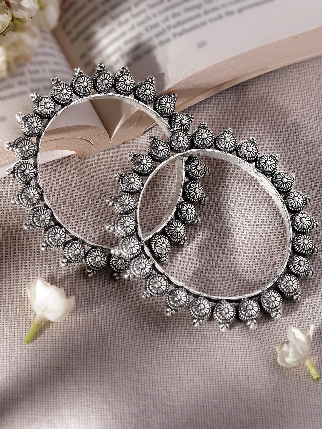 Rubans Set of 2 Oxidized Silver plated Bangles with Lotus Motif 2.4 - Small