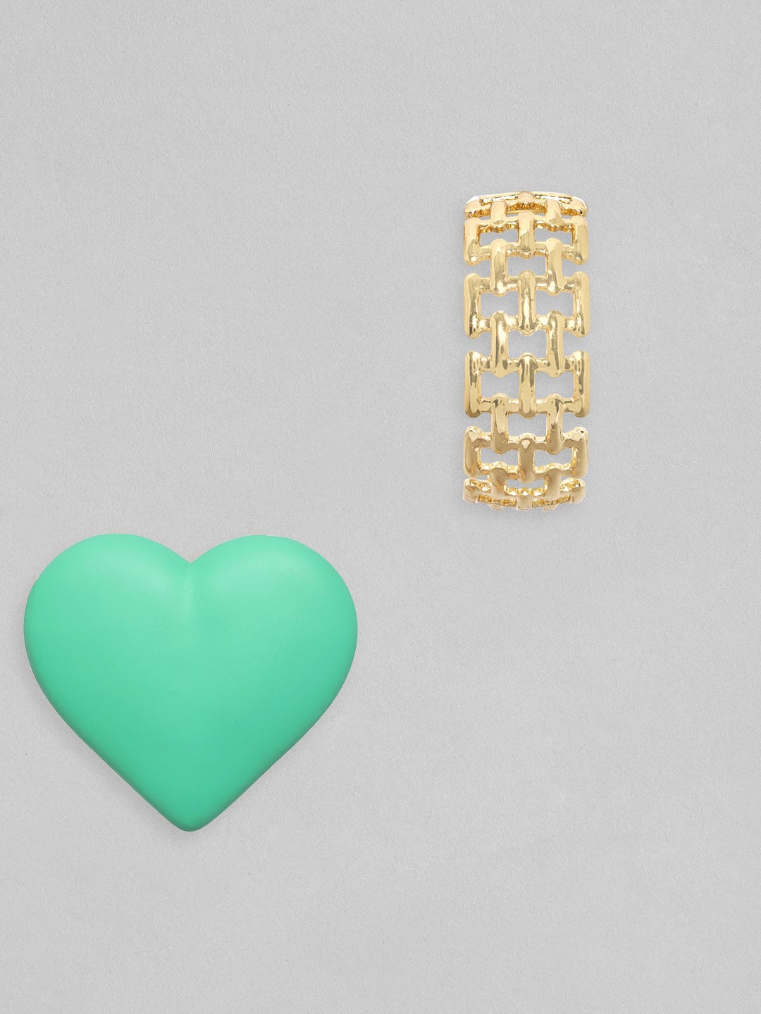 【Rubans】 Voguish Set Of 2, Textured Gold & Green Heart Earrings｜ヴォーギッシュ テクスチャードゴールド＆グリーンハート イヤリング 2組セット