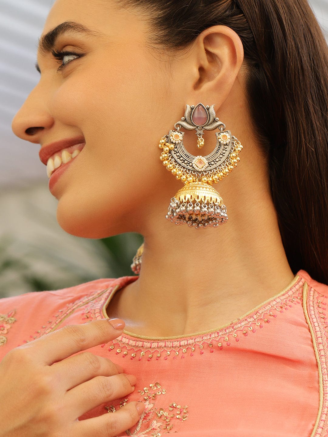 Pink Petal Charm Oxidised Jhumkas フリーサイズ