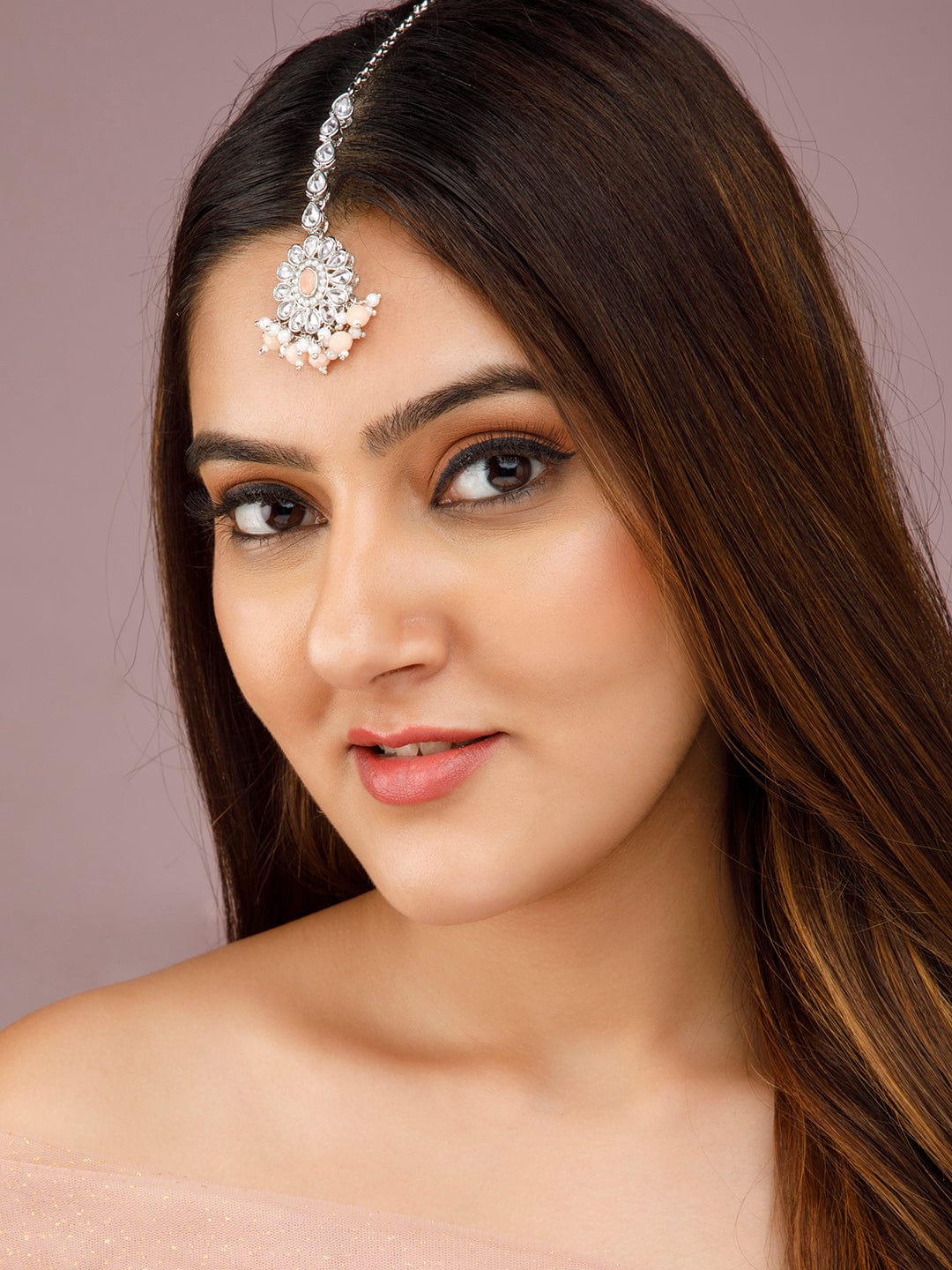 Rubans Silver Plated Handcrafted Kundan White & Peach Beads Maangtika Silver