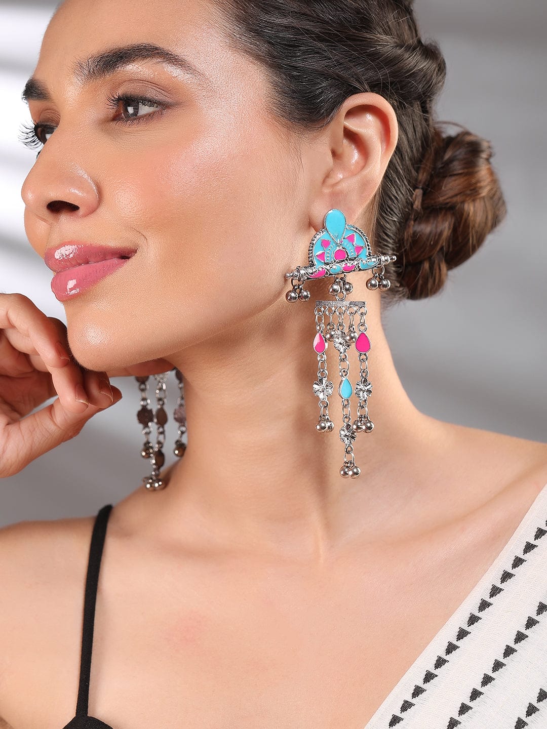 Pink-Blue Festive Cascading Dangle Earrings フリーサイズ
