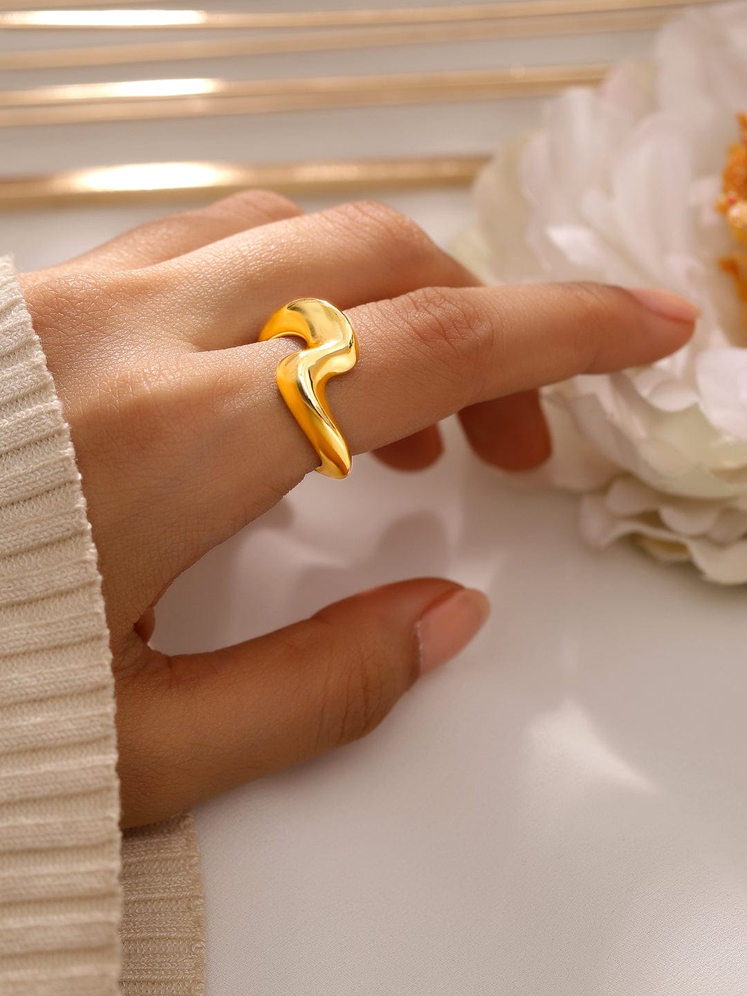 Rubans Voguish 18K Gold-Plated Abstract Statement Adjustable Ring Gold