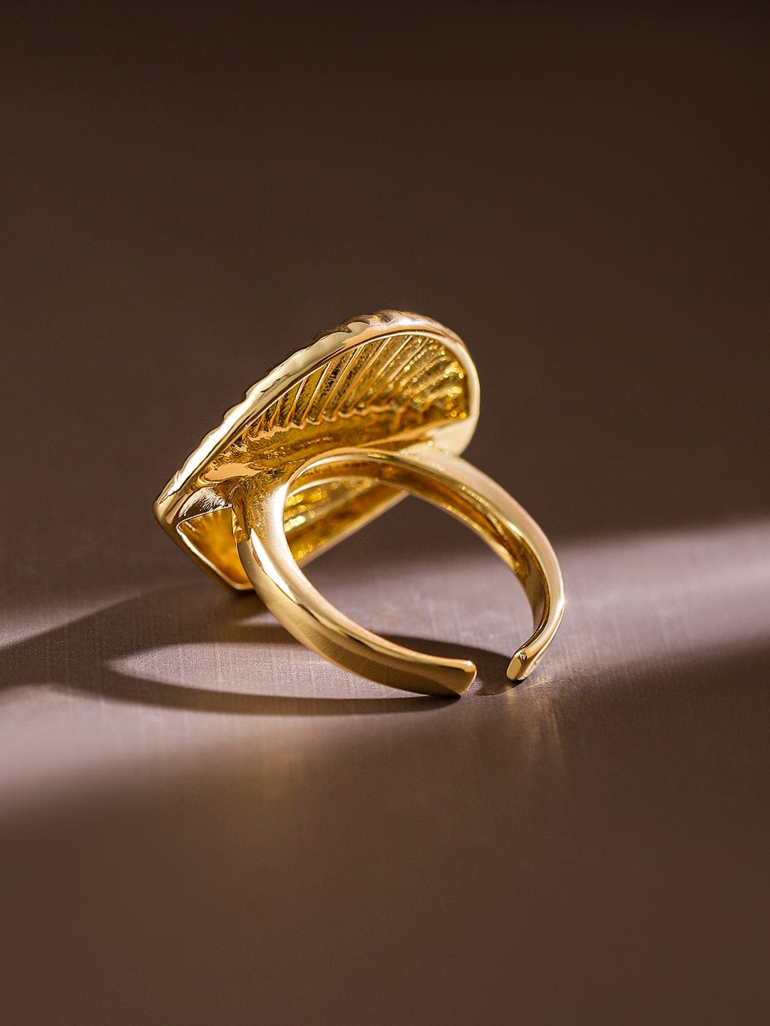 Rubans Voguish 18K Gold-Plated Adjustable Shell Motif Finger Ring Gold