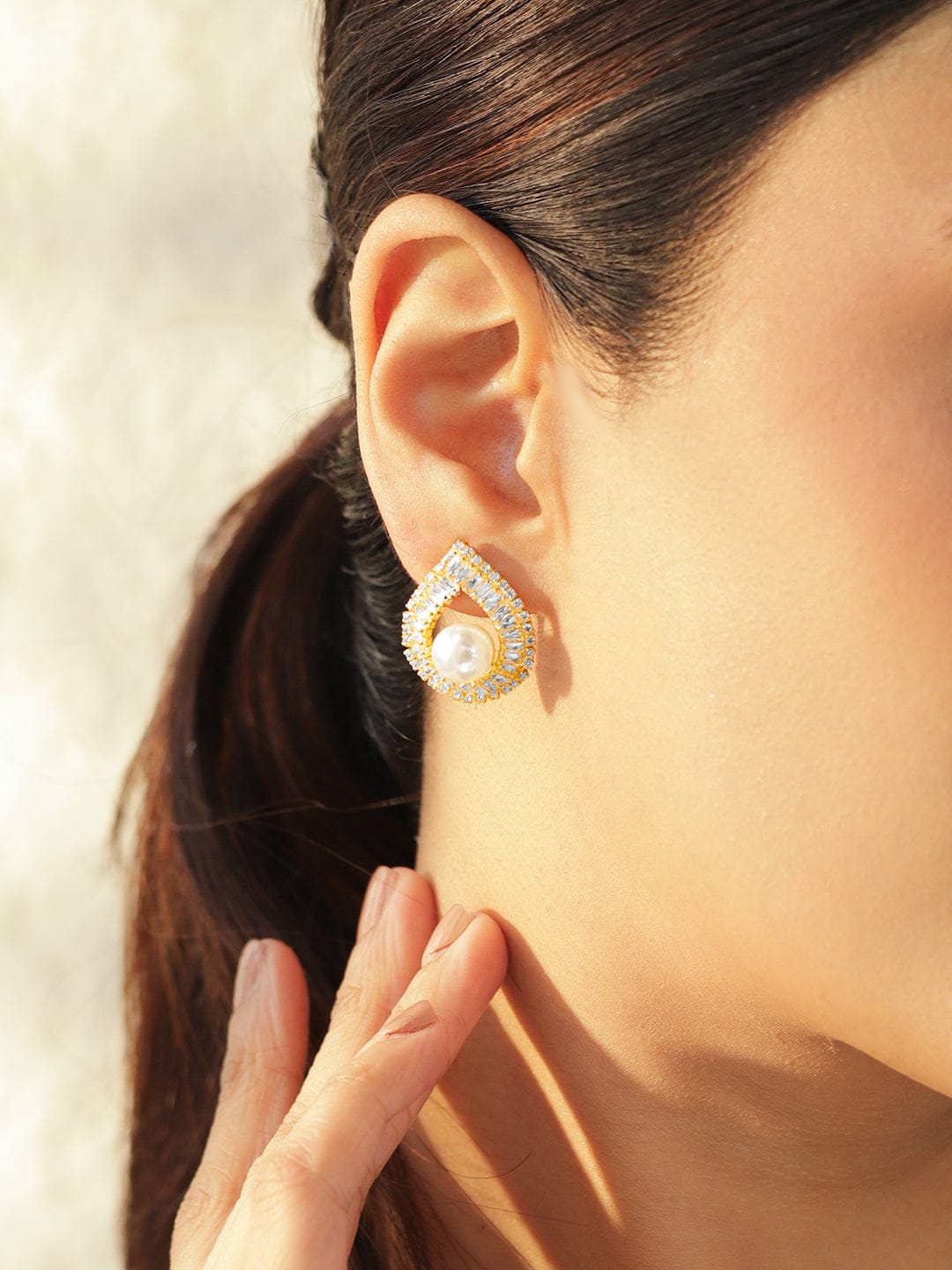 Pearl & Crystal Studded Earrings フリーサイズ