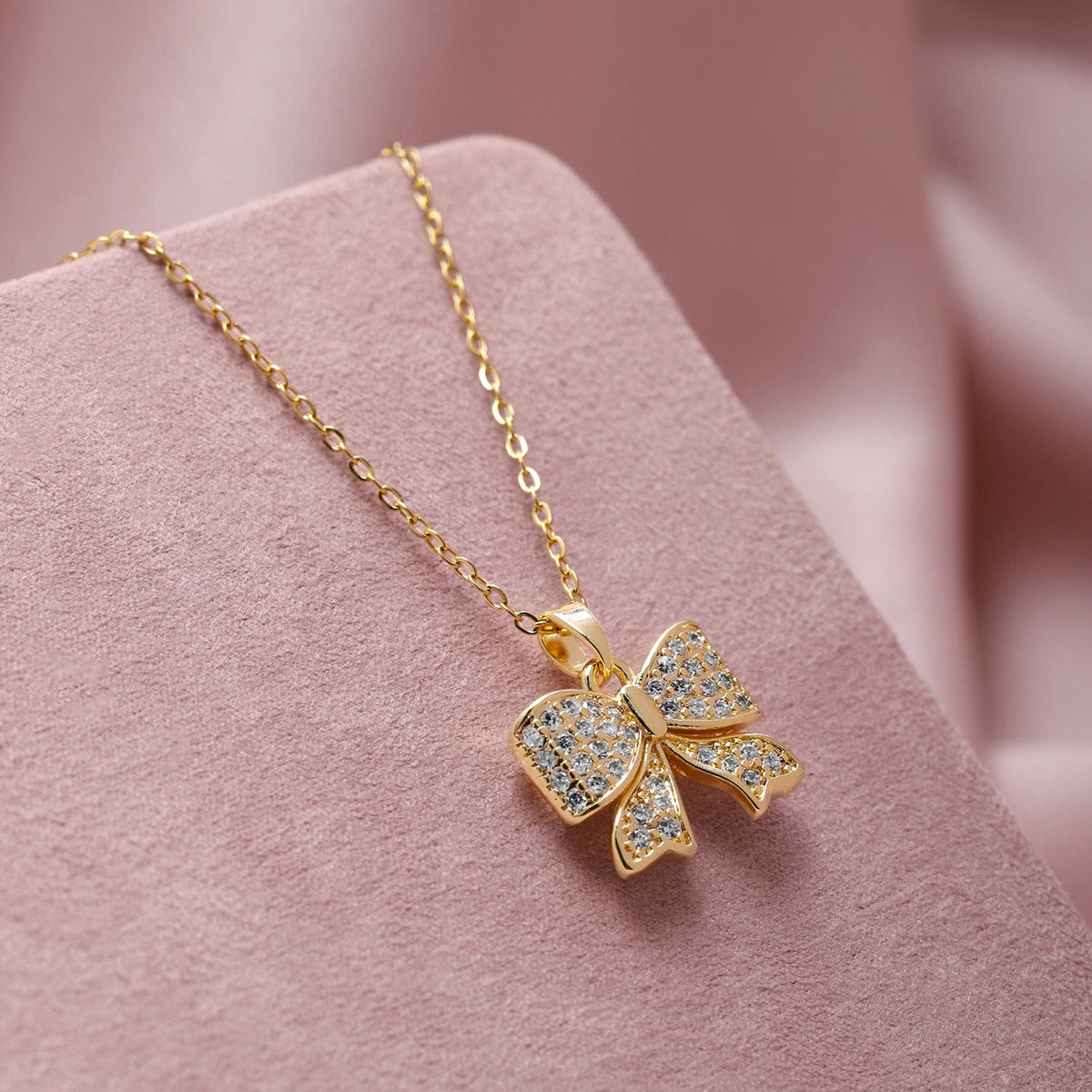 【Rubans】 Stunning Bow Stainless Steel Pendant Necklace｜18K ゴールドメッキ ステンレススチール CZ リボン ペンダントネックレス