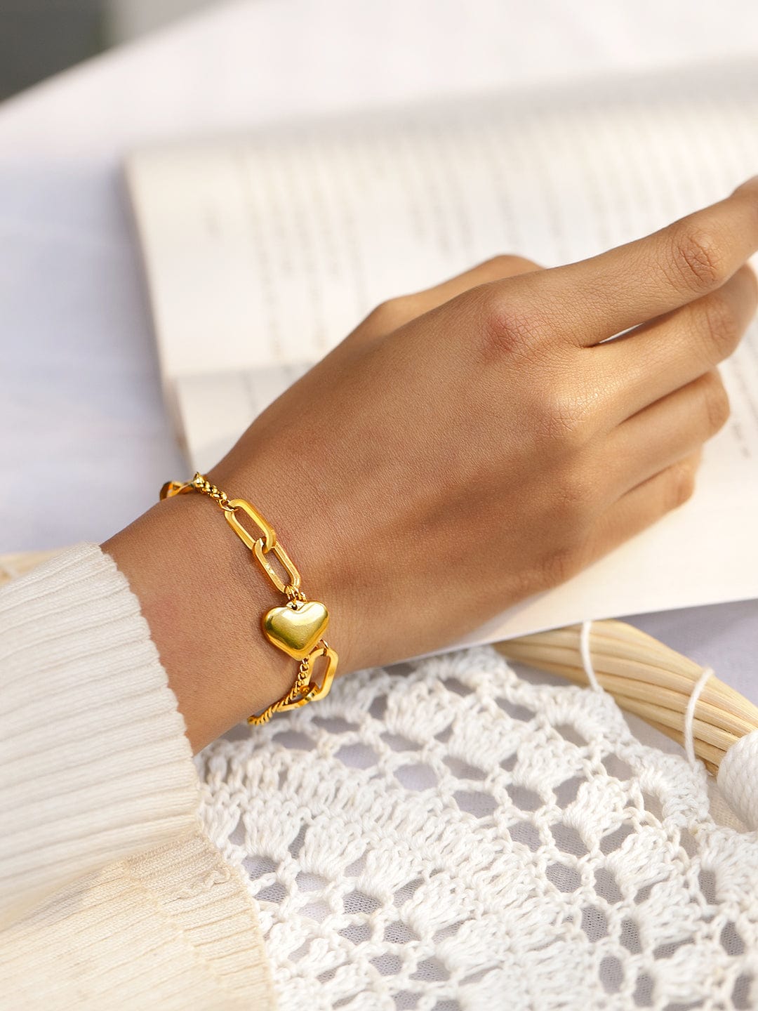 Everlove Gold Heart Bracelet Gold